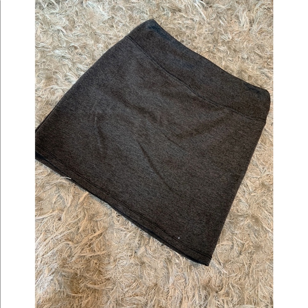 Xhilaration size xs grey mini skirt
